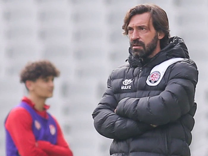 Andrea Pirlo: Huyền thoại bóng đá và chuyển đổi thành công từ cầu thủ sang HLV
