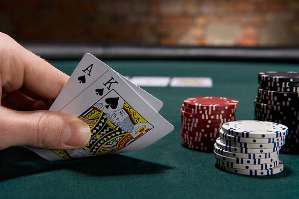 Vị trí trên bàn Poker và vai trò chiến thuật