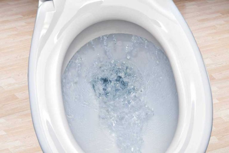 Nguyên nhân hầm cầu không rút nước